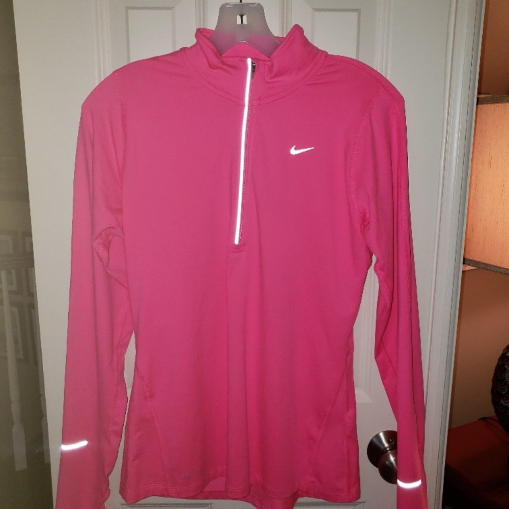 Nike 1/2 zip pullover